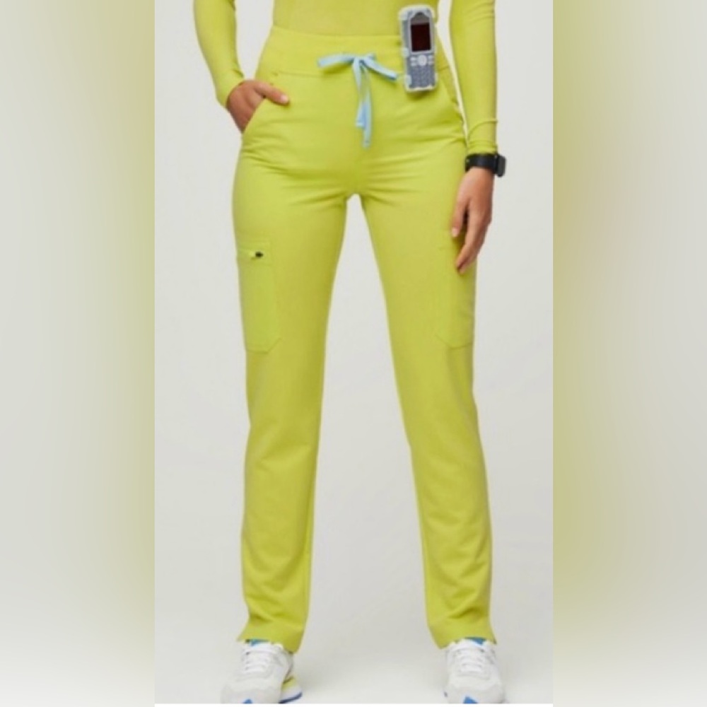 💛💚FIGS Yola Skinny Scrub Pants. Limited edition color-Citrine. Size-Large. EUC